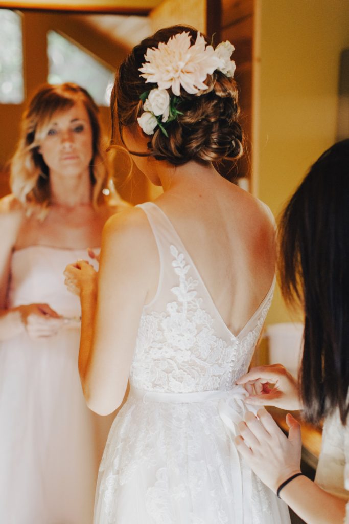 View More: http://evynnlevalley.pass.us/brian-jenny-wedding